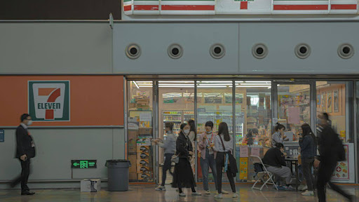 What time does New World open today in New Zealand